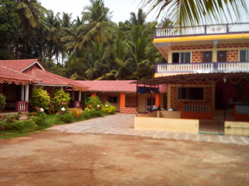 Yash Garden Residency Hotel Ganpatipule Exterior foto