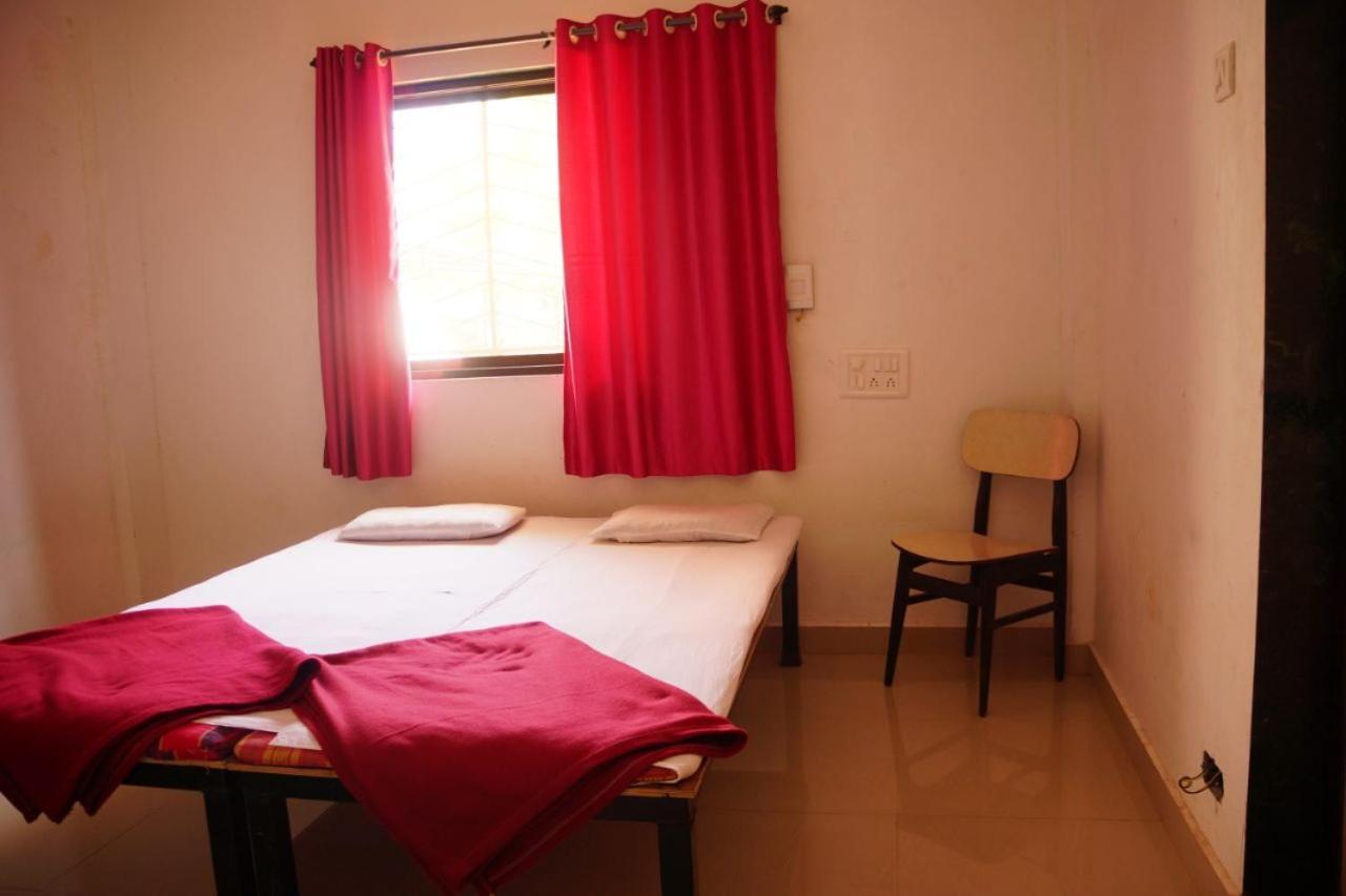 Yash Garden Residency Hotel Ganpatipule Exterior foto