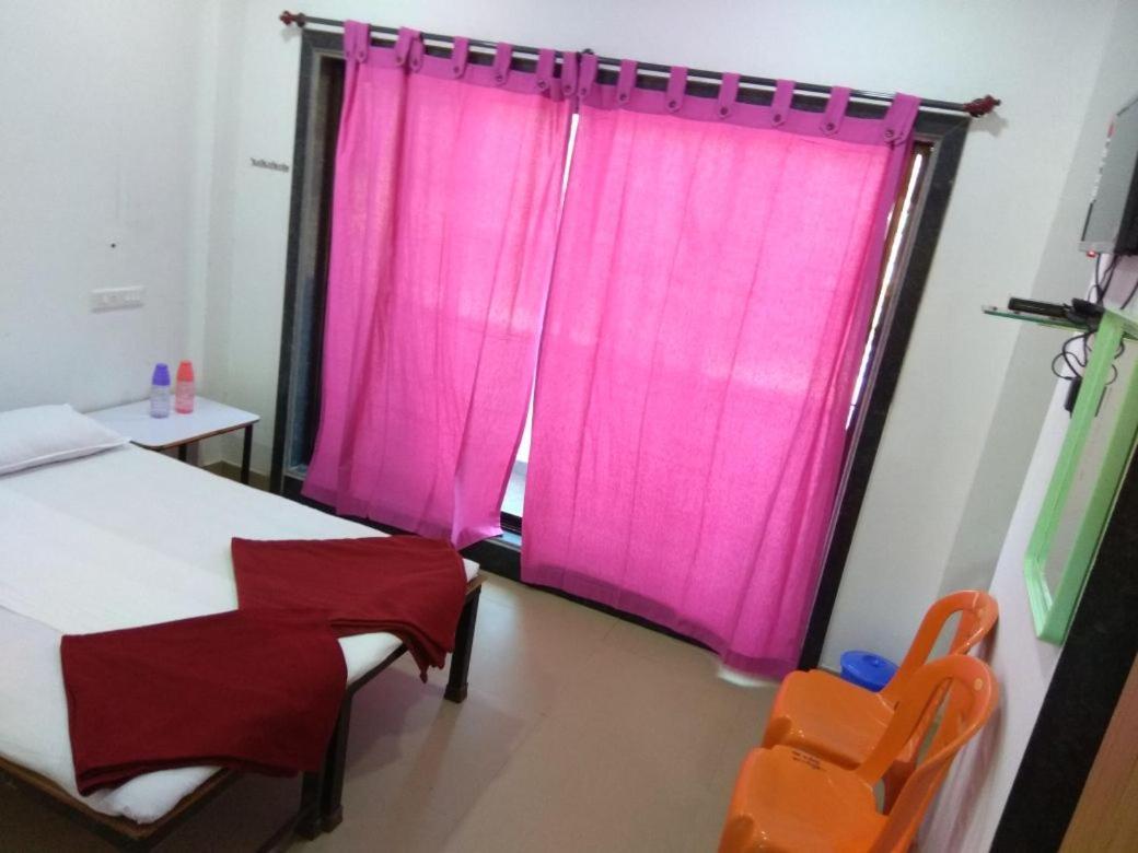 Yash Garden Residency Hotel Ganpatipule Exterior foto
